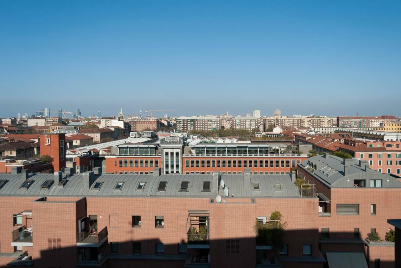 Exclusive Rooftop Apartment With Large Terrace In Solari/Tortona Milan Luaran gambar